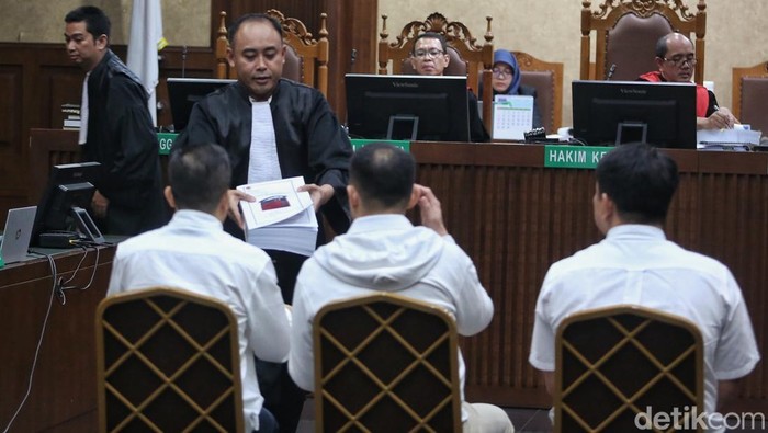Penyuap Bea Cukai Rp61 M Dituntut 3 Tahun Penjara