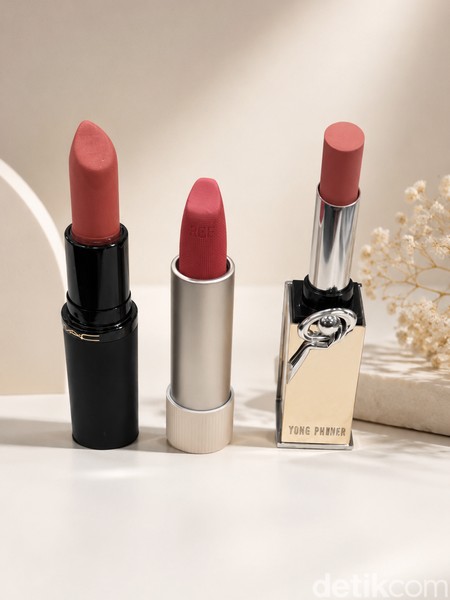 Review 3 Bullet Lipstik dengan Efek Blurred Lips: MAC, Timephoria & 3CE