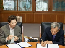 Momen Penobatan RM BTS Jadi Duta National Museum of Korea