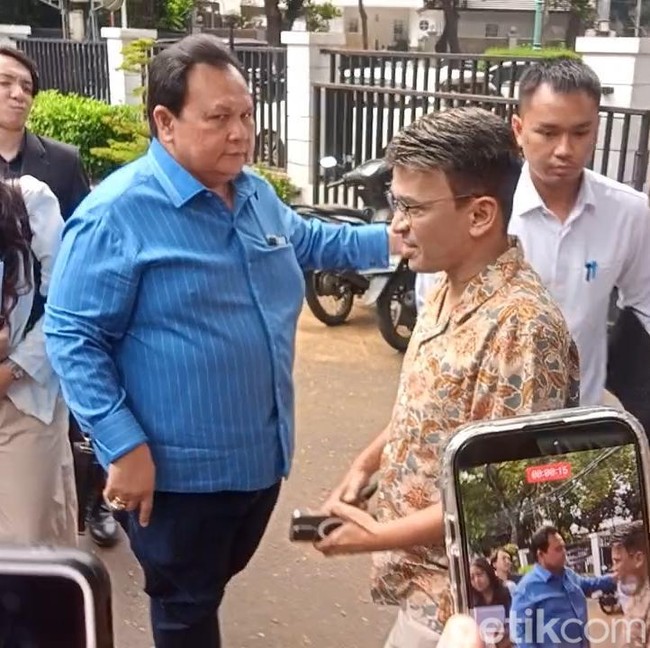 Potret Ruben Onsu Datangi KPAI, Mau Bicarakan Apa?