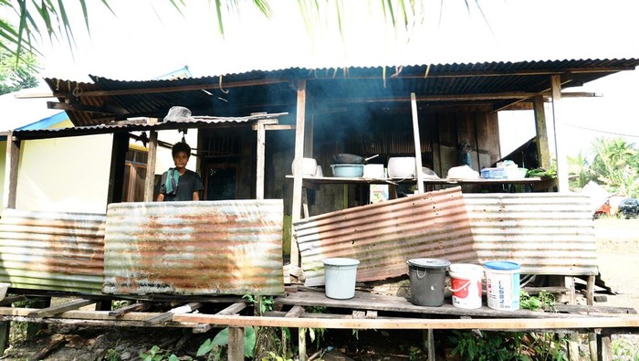Rumah tidak layak huni di Papua