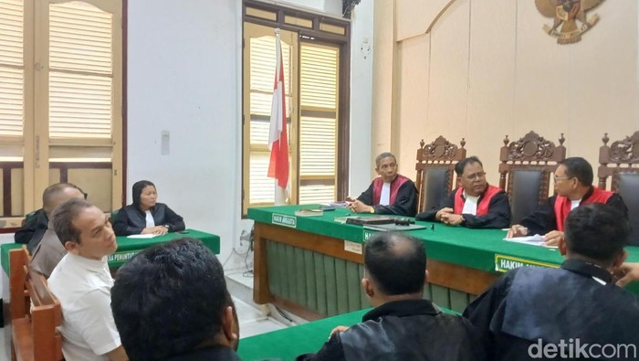 Sidang dugaan korupsi anggaran BBM di Ruang Cakra 5 PN Medan, Senin (22/6/2026). (Juita Sinuhaji/detikSumut)