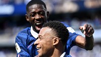Dembele Dikritik karena Belum Sip, Mbappe: Dia Pemenang Ballon d'Or!
