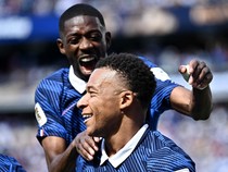 Hat-trick yang Mengantar Dembele Masuk Buku Sejarah Prancis