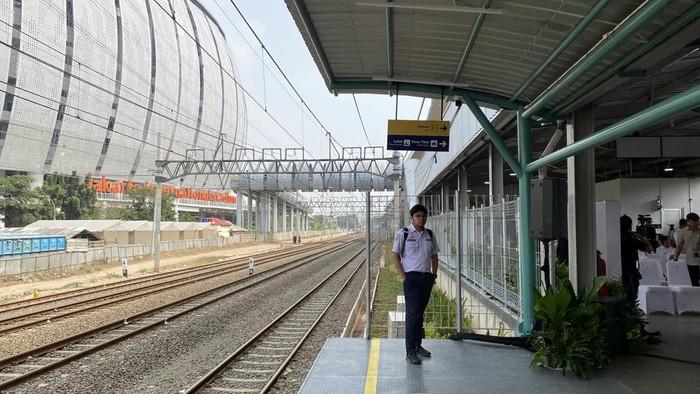 Stasiun KRL JIS di Jakarta Utara resmi beroperasi hari ini (Devi/detikcom)