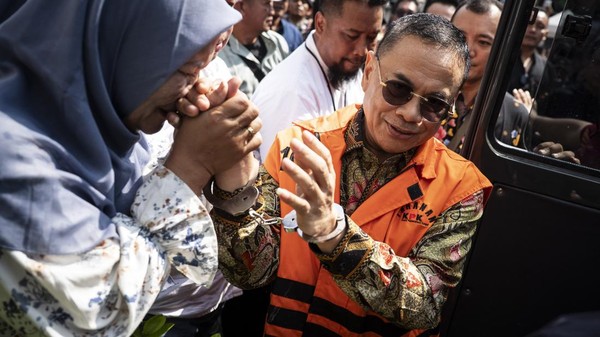 Sudewo Melawan! Bupati Pati Nonaktif Tolak Dakwaan Suap-Gratifikasi