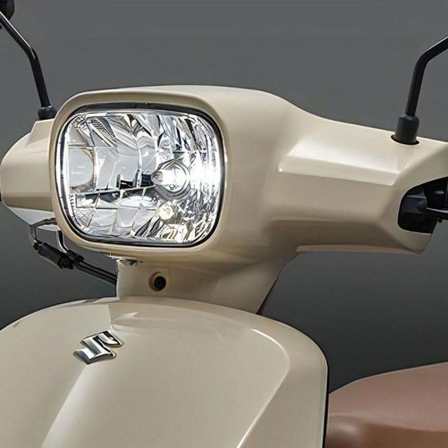 Wujud Skutik Retro Suzuki yang Konsumsi BBM-nya Tembus 47 Km/L