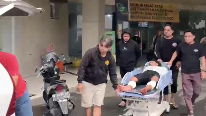 Pasutri pencuri motor yang terekam CCTV di Gresik ditangkap, suami ditembak kedua kakinya