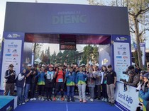Dieng Caldera Race, Ribuan Pelari Taklukkan Dataran Tinggi Dieng Bareng bjb