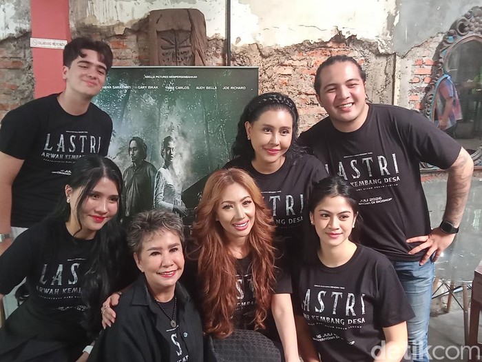 film lastri arwah kembang desa