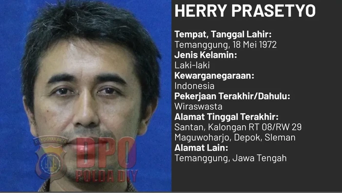 Herry Prasetyo buron kasus Polda Jogja. 

Foto diunggah Selasa (23/6/2026).