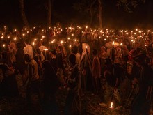 Lampora Menyala Saat Tradisi Jamasan Kendeng