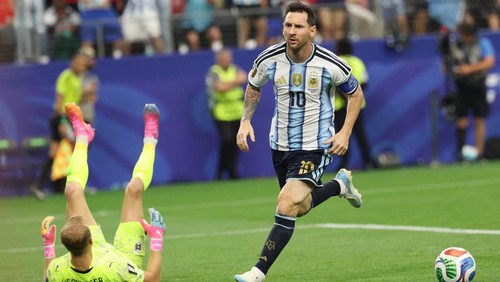 Soccer Football - FIFA World Cup 2026 - Group J - Argentina v Austria - Dallas Stadium, Arlington, Texas, U.S. - June 22, 2026 Argentinas Lionel Messi celebrates scoring their first goal IMAGN IMAGES via Reuters/Troy Taormina