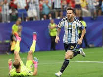 Brace Bersejarah Messi Bawa Argentina ke 32 Besar Piala Dunia 2026