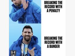 Meme Lionel Messi Dikasih Mahkota oleh Miroslav Klose