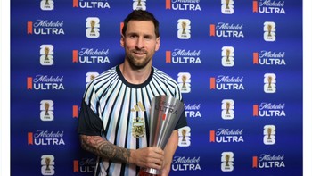 Dua kali Argentina bertanding di Piala Dunia 2026, dua kali pula Messi menjadi Man of The Match. Foto: X.com