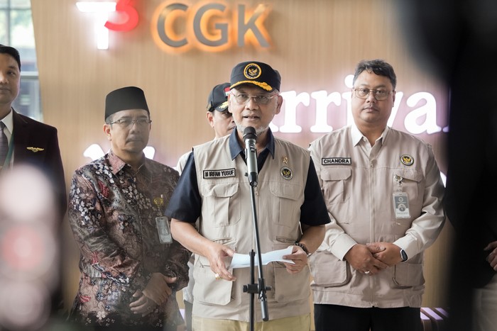 Menteri Haji dan Umrah Mochamad Irfan Yusuf atau yang akrab disapa Gus Irfan, di Terminal 3 Bandara Soekarno-Hatta, Tangerang, Banten, Selasa (23/6/2026).