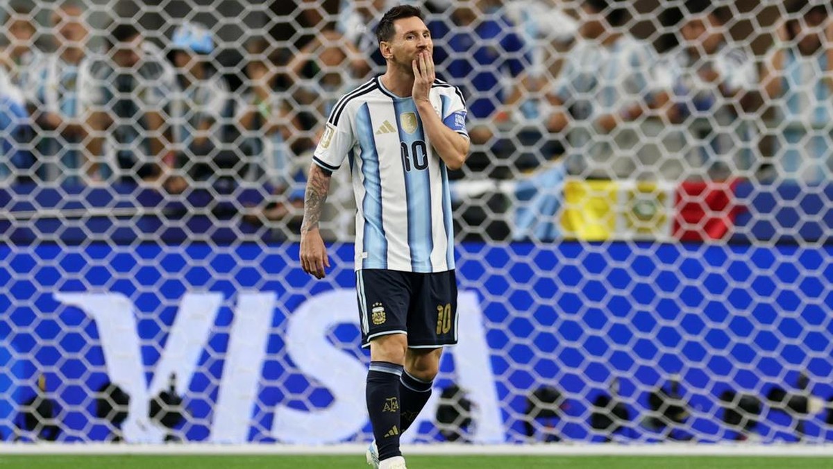 messi lionel messi gagal penalti argentina vs austria timnas argentina piala dunia 2026 juara bola dunia 2026