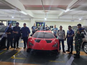 Bos Tambang Tersangka Kejagung Simpan Lamborghini di Gang, Kunci Dibuang ke Got
