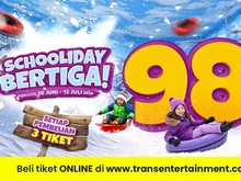 Liburan Sekolah Bingung ke Mana? Main Salju di Trans Snow World Surabaya Saja