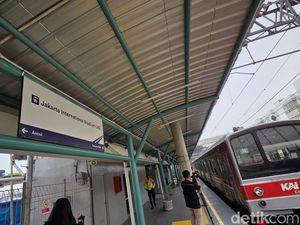 JPO Stasiun JIS Ditutup Saat Konser The Weeknd, Penonton Bisa Naik Shuttle