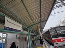 JPO Stasiun JIS Ditutup Saat Konser The Weeknd, Penonton Bisa Naik Shuttle