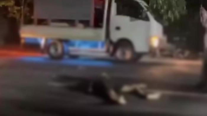 Tangkapan layar video viral kecelakaan lalu lintas sebabkan tiga pemuda tewas di Nganjuk