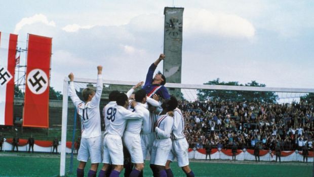 Victory Cuplikan adegan dalam film Victory (1981).