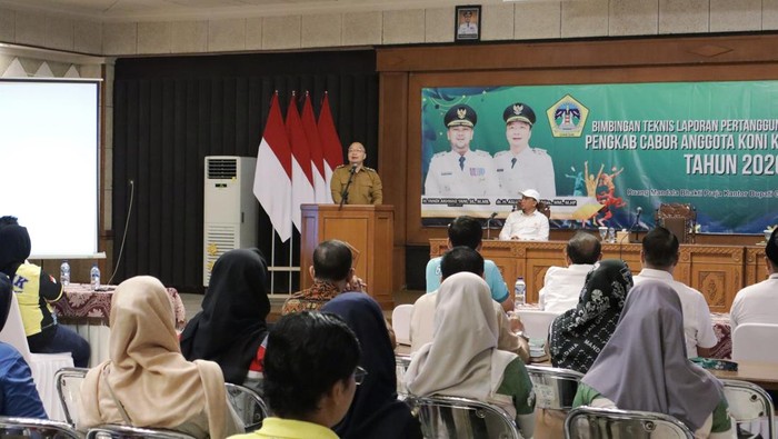 Wakil Bupati Gresik dr Asluchul Alif