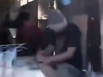 Viral Emak-emak Datangi Barak Narkoba di Labura