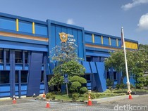 Mabes Polri Geledah Bea Cukai Juanda