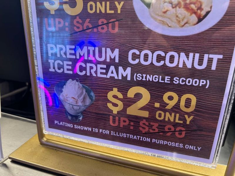 Beli Es Krim Premium Rp 40 Ribu, Pria Ini Kaget Isinya Cuma Secuil!