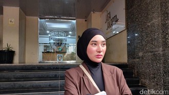 Clara Shinta Dicecar 30 Pertanyaan soal Laporan Pencemaran Nama Baik