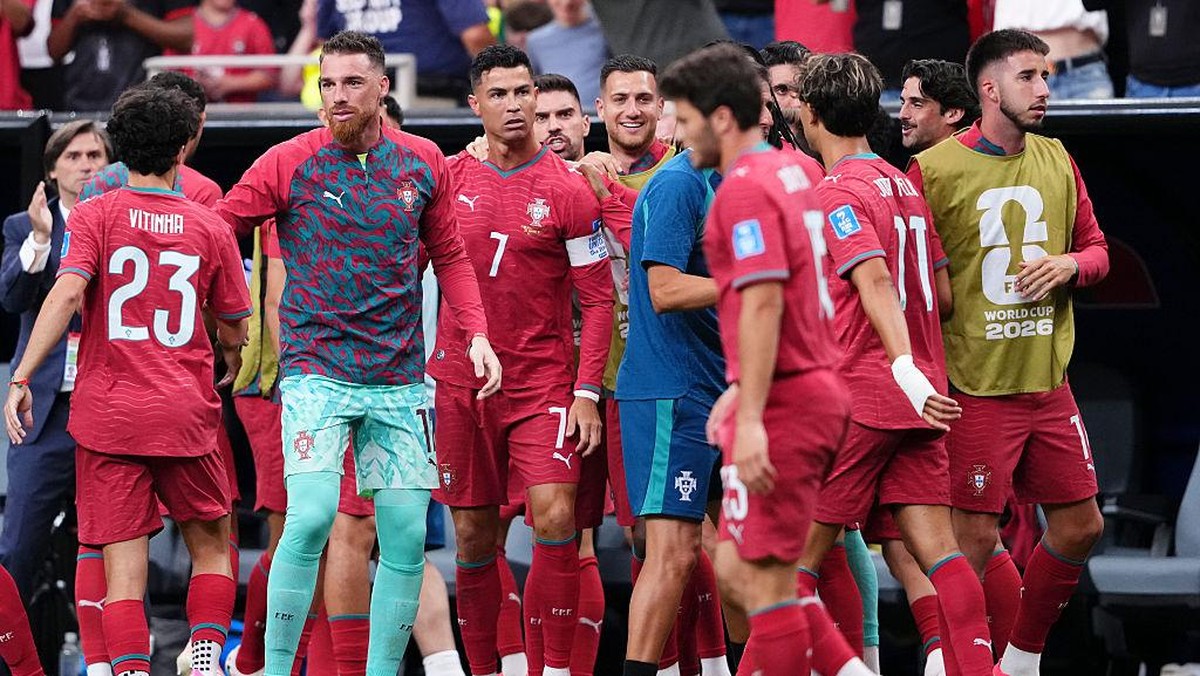 Cristiano Ronaldo Cristiano Ronaldo