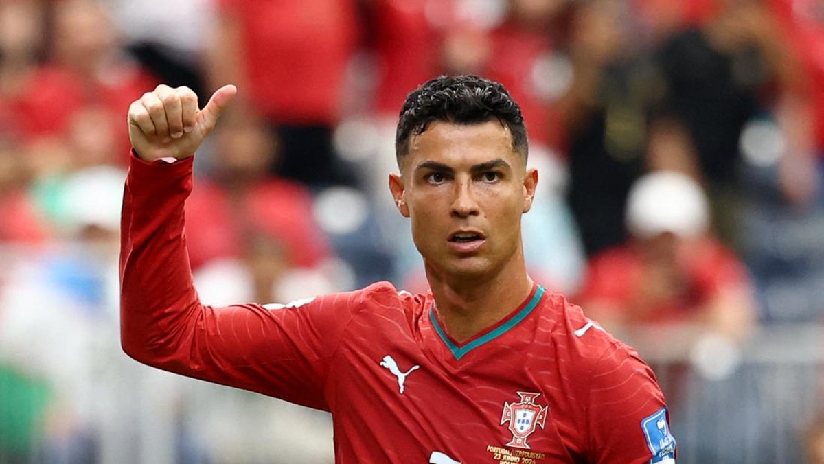 Cristiano Ronaldo Cristiano Ronaldo