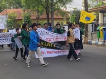 Massa Mahasiswa Tulungagung Demo Soal MBG-Pemadaman Listrik Bergilir