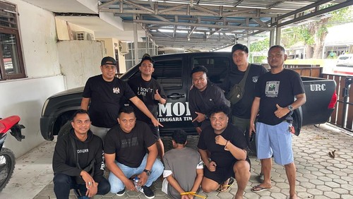 Tim Resmob Ditreskrimum Polda Nusa Tenggara Timur (NTT), saat mengamankan ANB di Kupang.