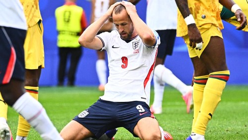 dpatop - 23 June 2026, USA, Foxborough: Soccer, Men, 2026 World Cup, England vs. Ghana, Group Stage, Group L, Matchday 2, Boston Stadium, Harry Kane (England) reacts after missing a chance. PLEASE NOTE: In accordance with FIFA regulations, these images may be used exclusively for editorial purposes. Commercial use is prohibited. Furthermore, no video-like sequences may be created, and no alterations may be made to the image, either in the foreground or the background. Photo: Tom Weller/dpa (Photo by Tom Weller/picture alliance via Getty Images)