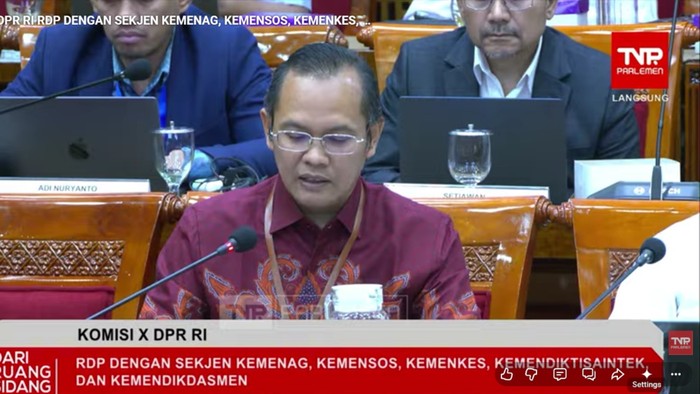 Kemdiktisaintek rapat bersama Komisi X DPR RI dan sejumlah kementerian lain pada Selasa (23/6/2026).