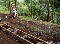 Wisata Lereng Madakaripura Ramai Saat Libur Sekolah, Lori-Lorian Jadi Primadona