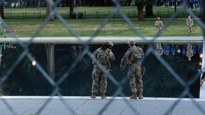 Fencing lies near the Lincoln Memorial Reflecting Pool, after recent renovations following a directive from U.S. President Donald Trump to paint it blue ahead of the 250th anniversary of U.S. Independence, in Washington, D.C., U.S., June 23, 2026. REUTERS/Aaron Schwartz
