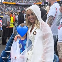 Dalam laga Inggris melawan Ghana yang berakhir 0-0, Megan tak lagi tampil sederhana sebelum pertandingan sebelumnya. Foto: Instagram @meganpickford