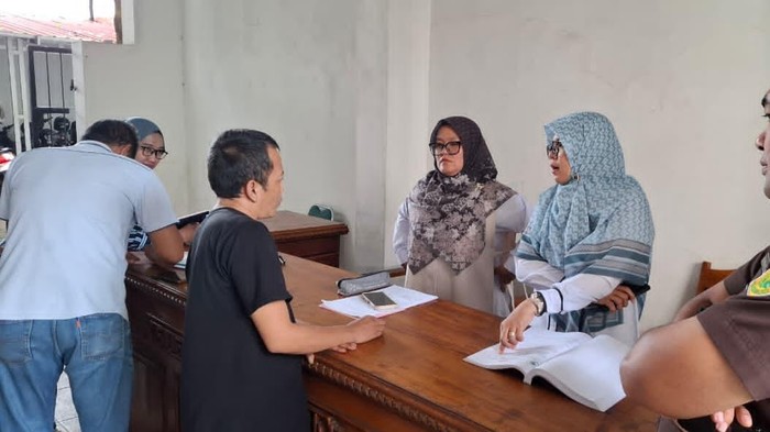 Kiai pondok pesantren di Kota Semarang, jadi pelaku pencabulan terhadap seorang santriwati, dilimpahkan ke Kejari Kota Semarang, Rabu (24/6/2026).