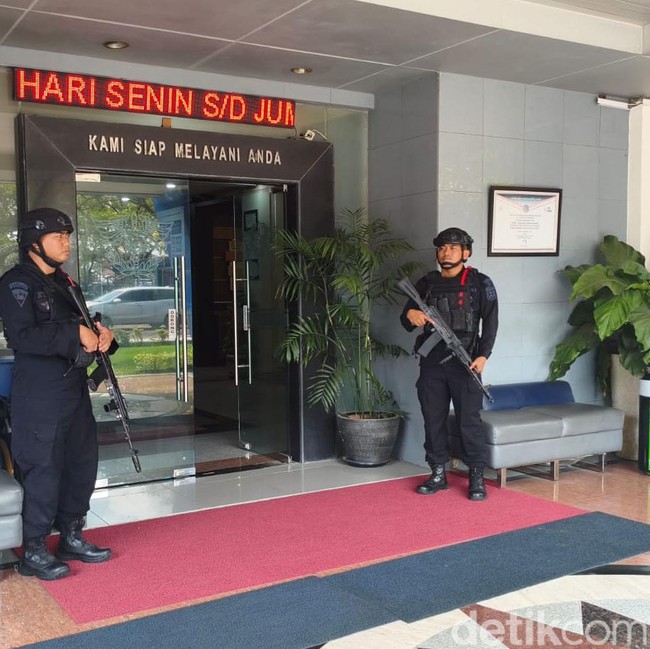 Kantor Bea Cukai Juanda Digeledah Kortastipidkor Polri