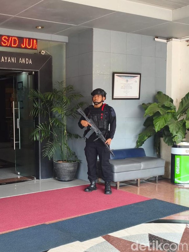Kantor Bea Cukai Juanda Digeledah Kortastipidkor Polri