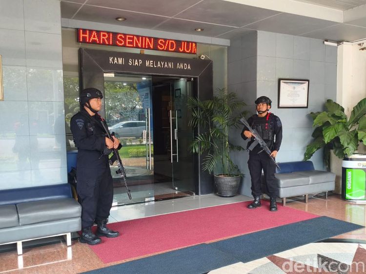 Kantor Bea Cukai Juanda Digeledah Kortastipidkor Polri