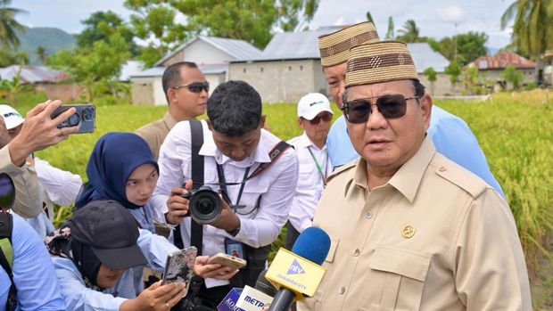 Prabowo di acara Puncak Pekan Nasional (Penas) Petani dan Nelayan XVII di GOR David-Tony, Limboto, Kabupaten Gorontalo, Rabu (24/6/2026).