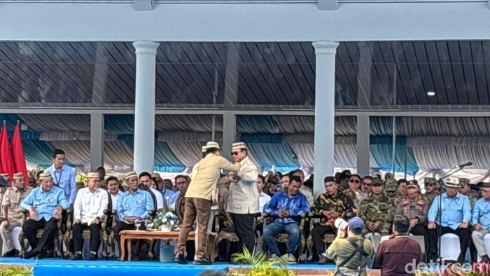 Prabowo di acara puncak Penas Petani dan Nelayan XVII yang digelar di GOR David-Tony, Limboto, Gorontalo, Rabu (24/6/2026).
