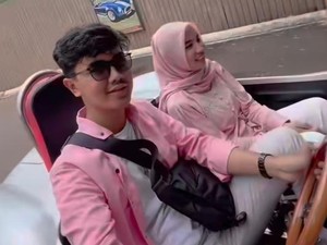 Kreatif! Viral Pria Bogor Ini Buka Jasa Teman Sewaan Antarkota di Jawa Barat