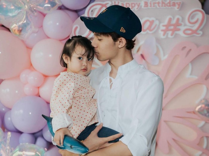 Rossa Perkenalkan Raina: Aku Anak Ibu Rossa, Adik Kakak Rizky
